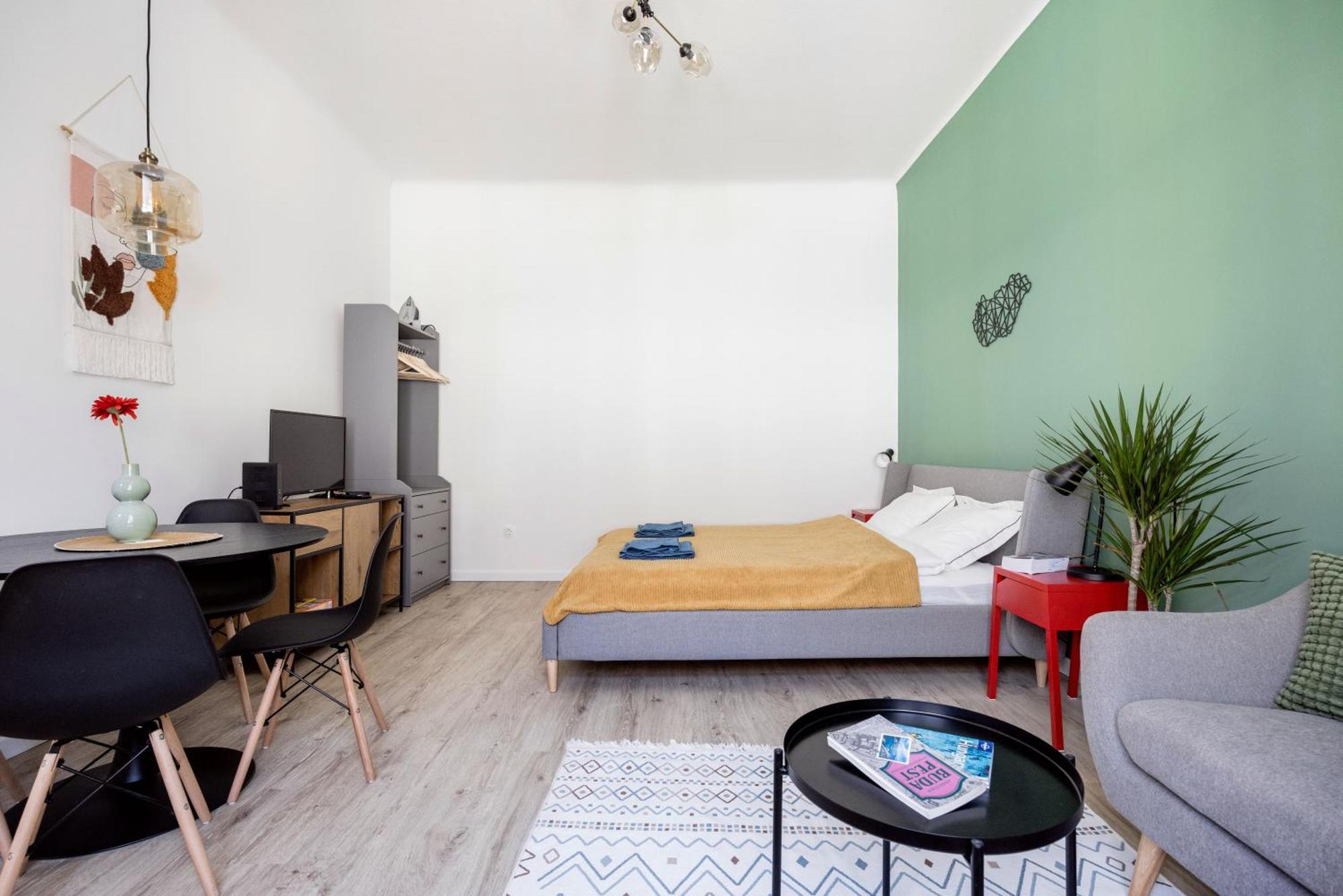 Stylish And Colourful Apartment In The City Centre 布达佩斯 外观 照片